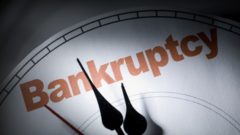 Bankruptcy for giants: major banks that underestimated the risks and left the market