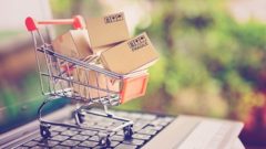 Another European discounter allows ordering groceries online