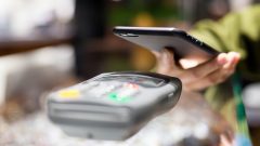 Over 40% of UK consumers make mobile payments every week