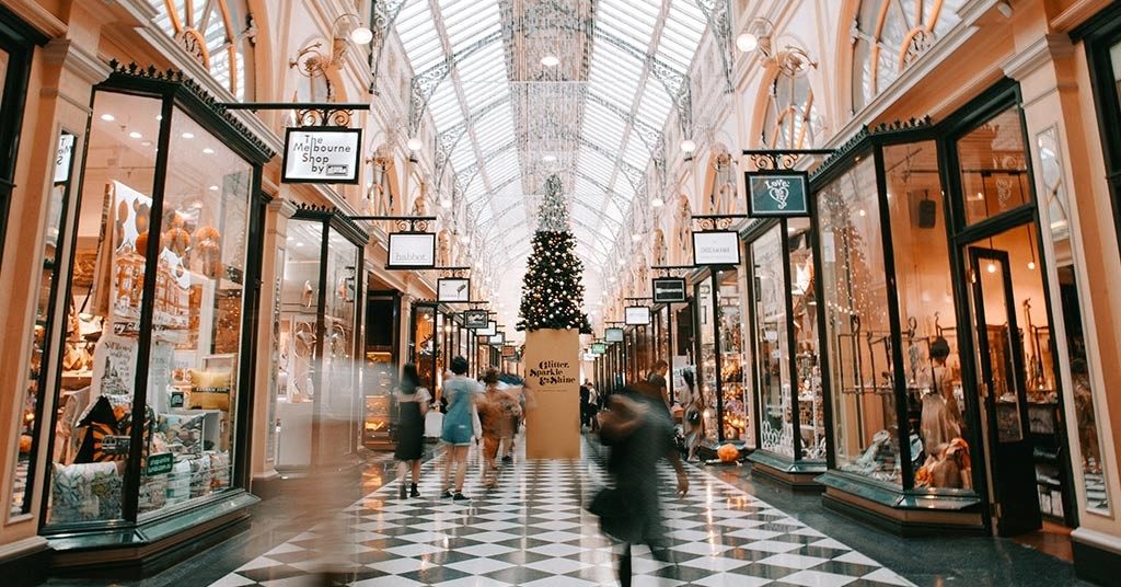 Christmas spending tips