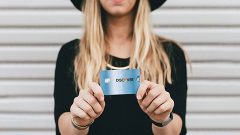 Discover card: how to apply, features, pros & cons