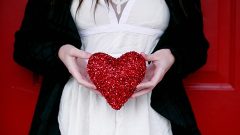 UK consumers expected to spend over £1B on Valentine’s Day