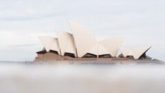 Barclays gets Australian banking license