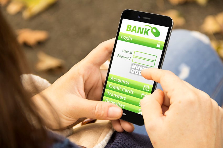 6 Reasons to Use Banking Software for Your Business