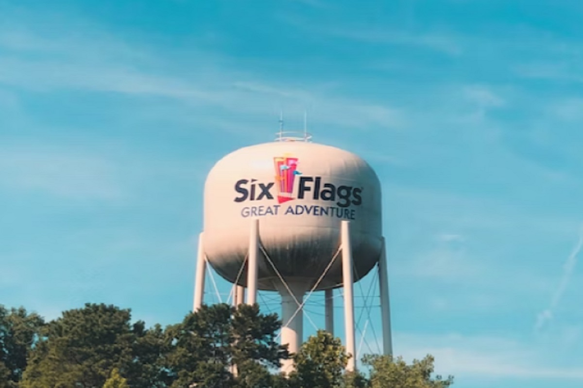 Six Flags Adds Amazon’s Tech