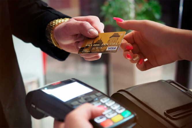 The Benefits and Drawbacks of Different Credit Options: Which Is Best ...