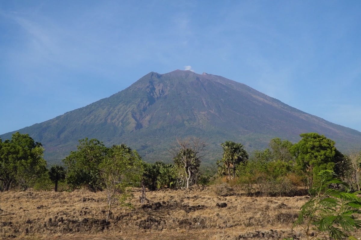 El Salvador to Use Volcano Energy for $1B Bitcoin Mining Park ...