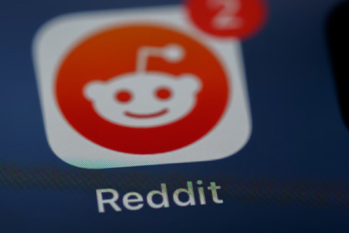 Reddit CEO Lashes Out on Protests