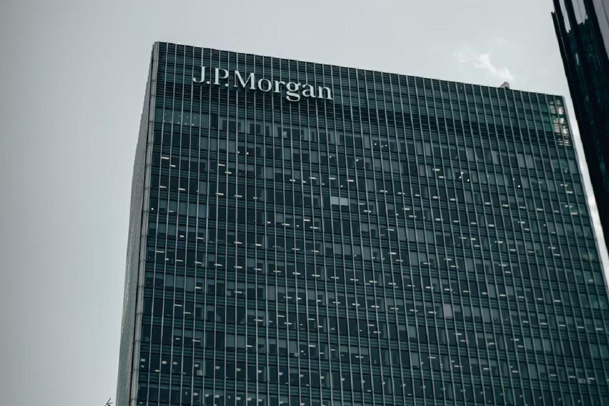 JPMorgan Boosts Business 