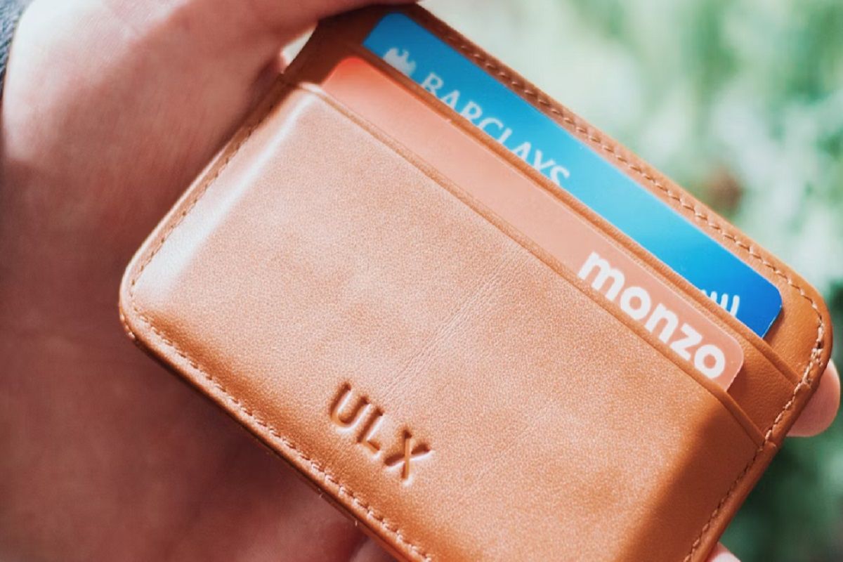 Monzo Evaluates Possible Merger With Lunar