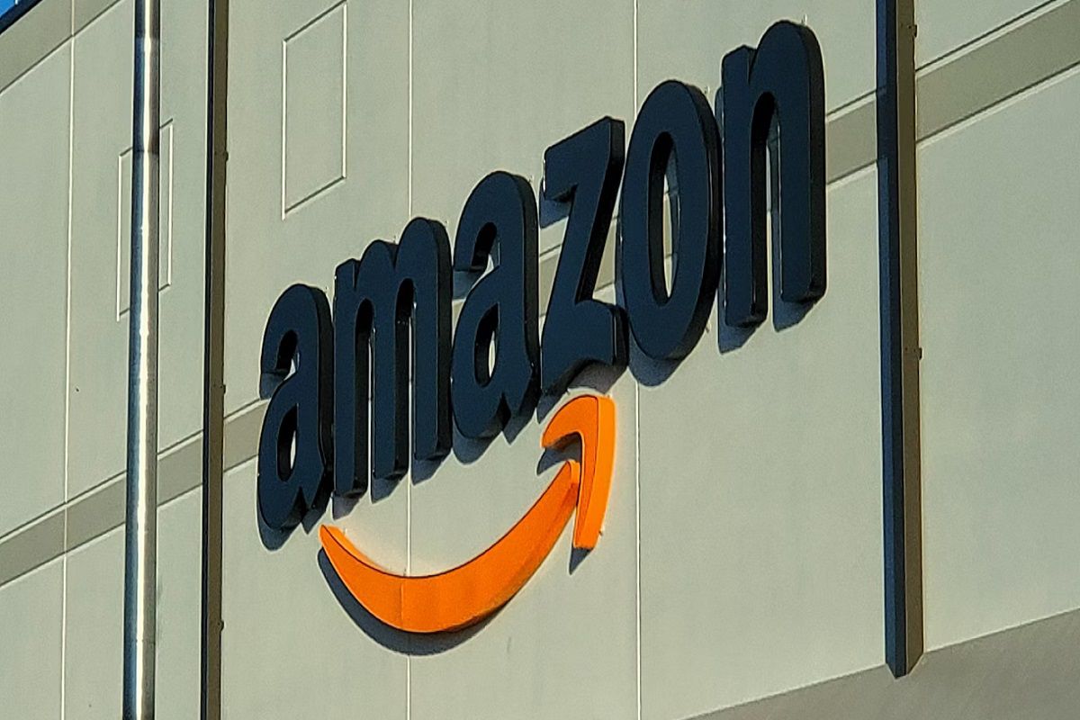 Amazon Reportedly Overhauls Its Grocery Operations to Compete With Walmart