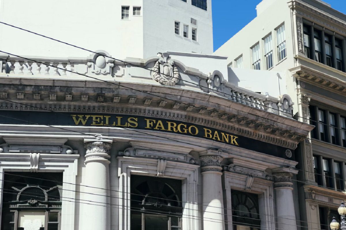 SEC Accuses Wells Fargo of Overcharging Nearly 11,000 Investment  Accounts With Advisory Fees