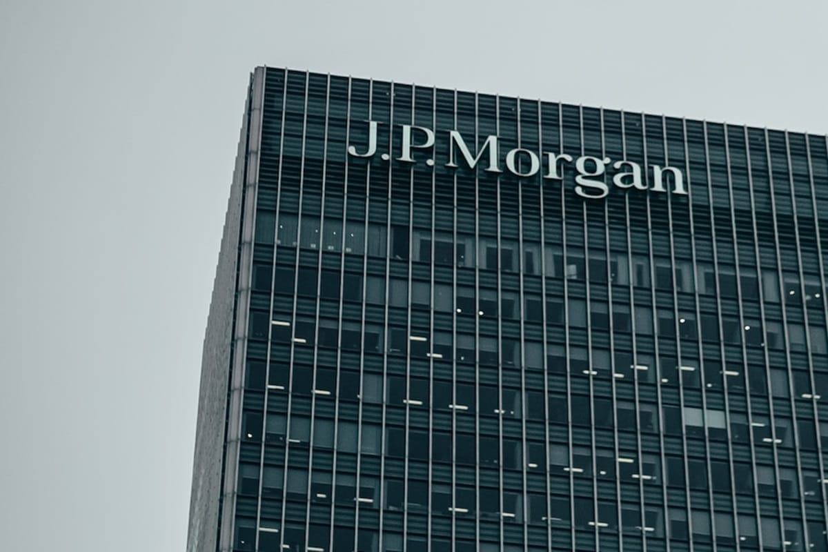 JPMorgan Chase CEO Warns of Recession Risk