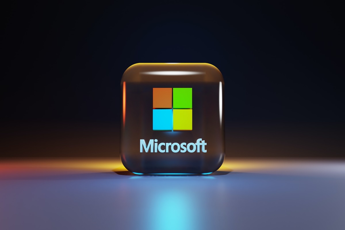 Microsoft Unveils Custom AI Chip
