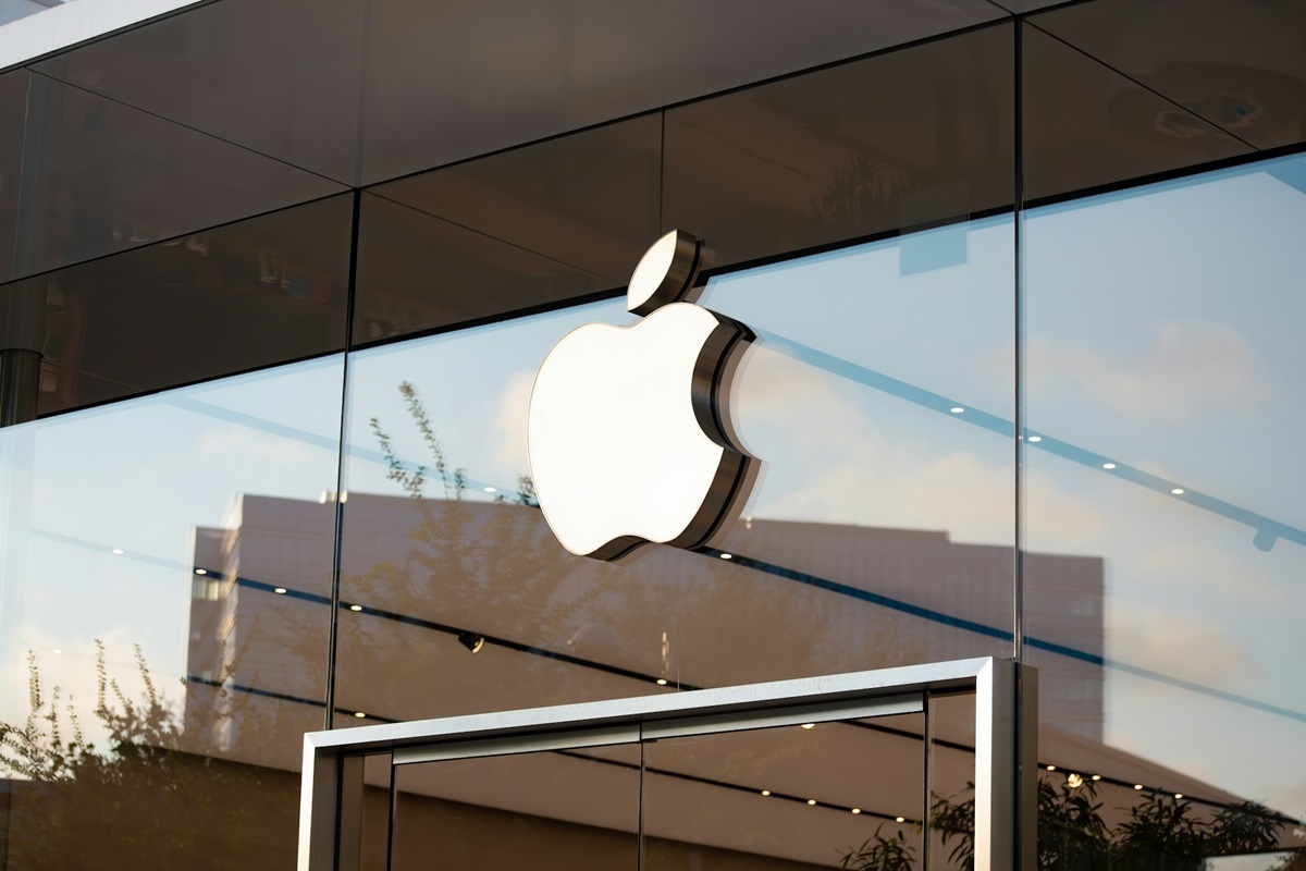 Apple to Pay $490 Million to Settle Class-Action Lawsuit