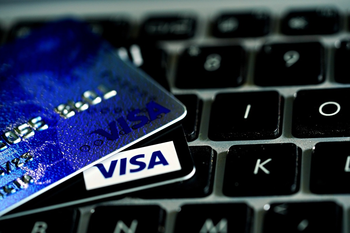Mastercard and Visa Agree to $30 Billion Settlement 