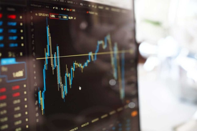 Diving into the World of Cryptocurrency Trading - PaySpace Magazine