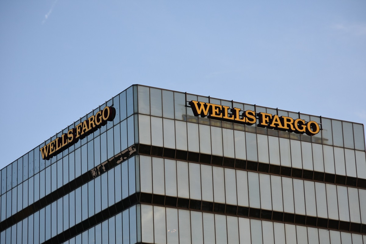 Wells Fargo CEO Says About Significant Investment-Bank Opportunity 