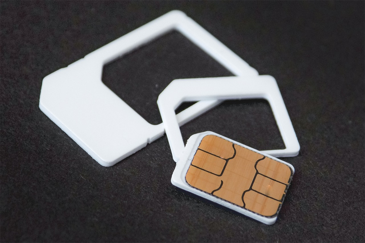 What various services are offered by eSIM providers in Germany?