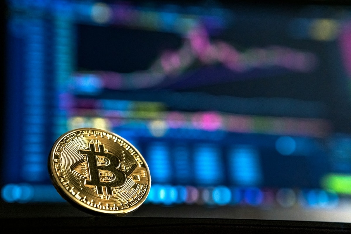 Jack Dorsey Pushes Signal to Launch Bitcoin Payments
