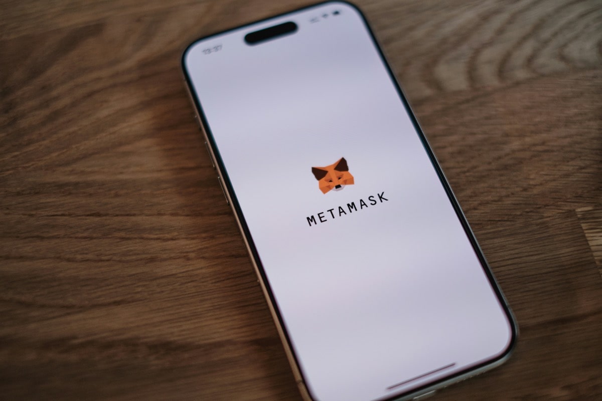 MetaMask Launches Native Stablecoin