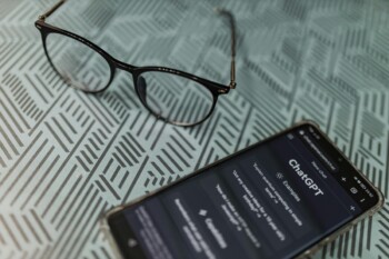 Customers Still Want to Talk: AI Push Collides With Phone Demand in Global Service Trends