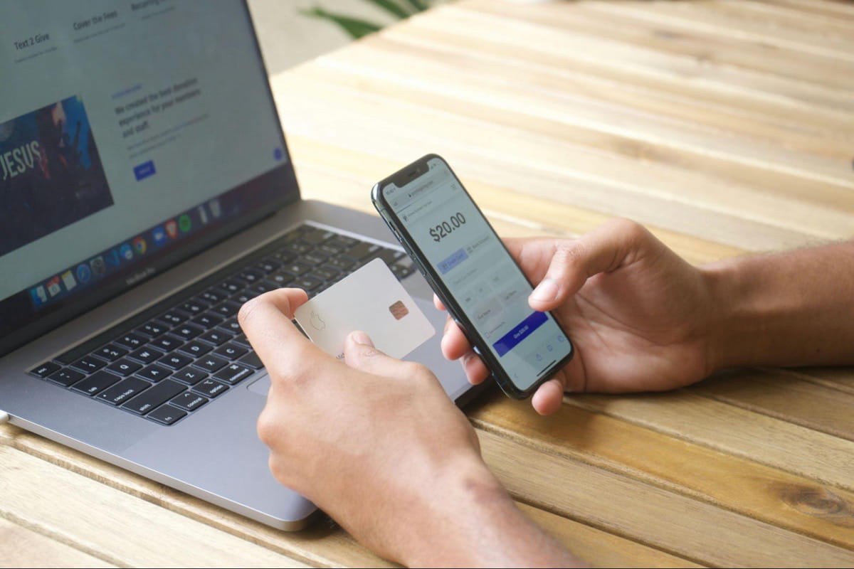 How Fintech Helps Families Manage Long-Term Expenses