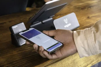 14 In-Store Tactics to Lift Digital Wallet Use