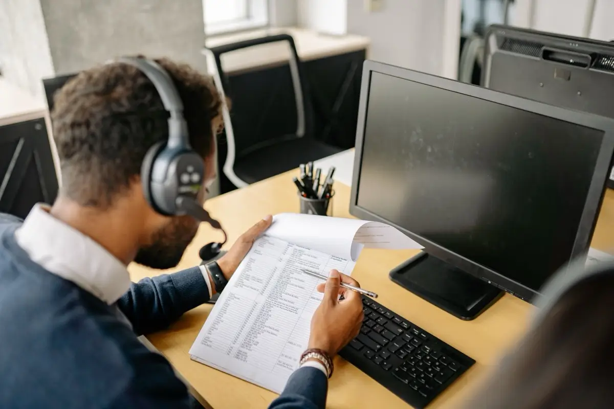 Common Situations Where People Suddenly Need a Translation Service