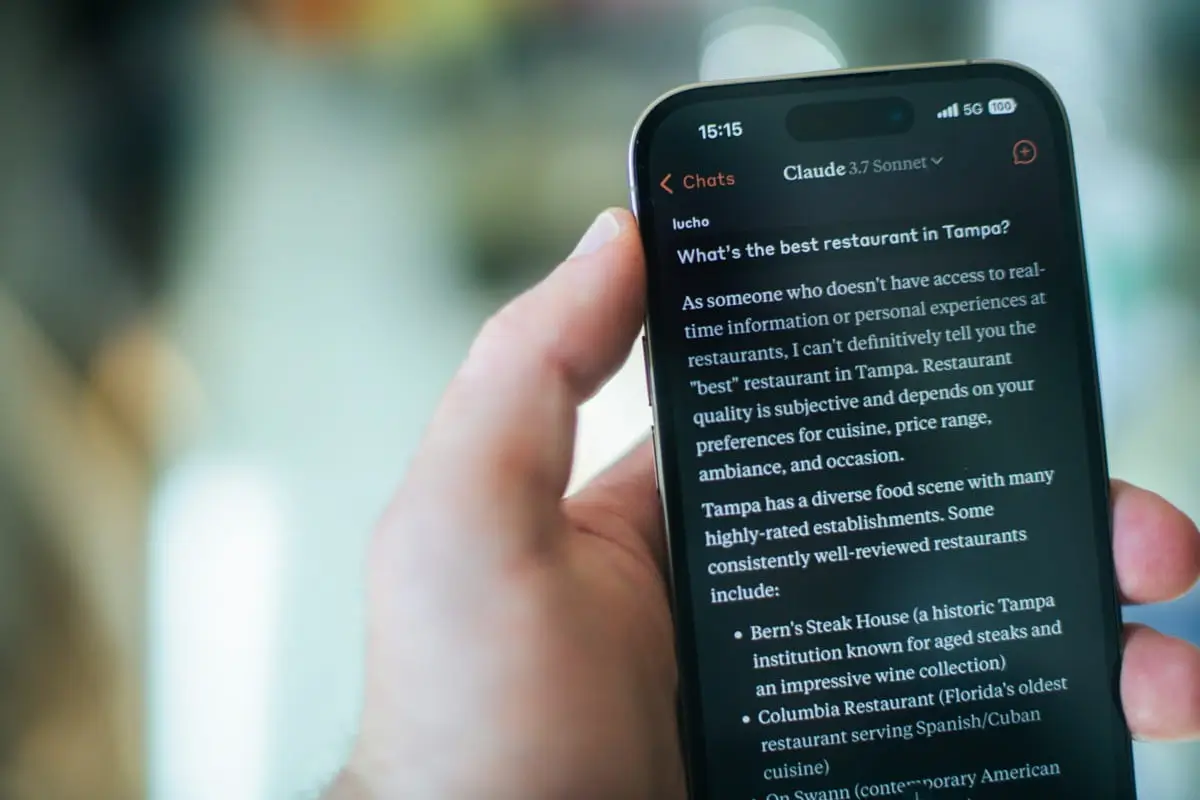 Consumers Prefer Independent Shopping Assistants, Challenging Retail Embedded AI Tools Push