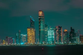 Coinbase Wins Abu Dhabi Approval to Sell Tokenized Stocks