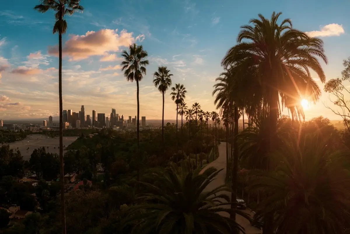 Deciding Between City, Suburban, and Beachside Living in California