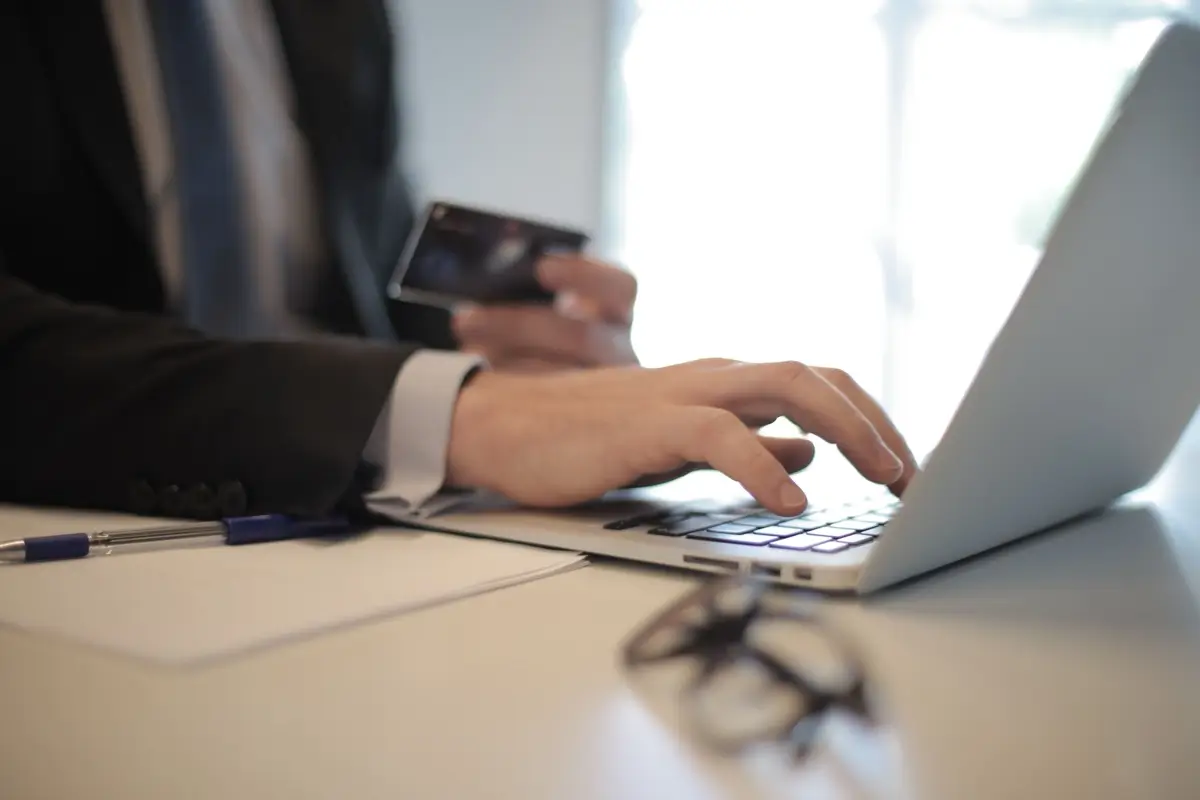 How to Make Ecommerce Payments More Convenient for Returning Customers